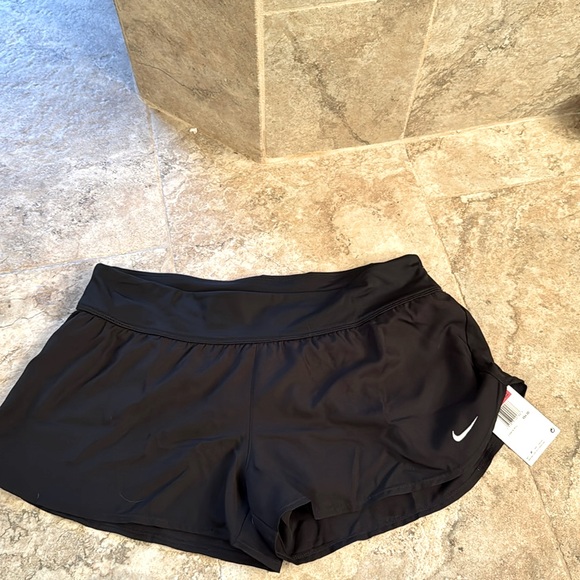NWT Nike swim short element ness9389-001 size large - Picture 2 of 9